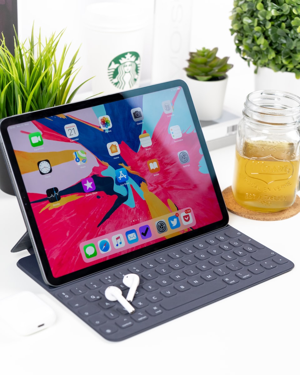 Use an iPad as a Laptop?